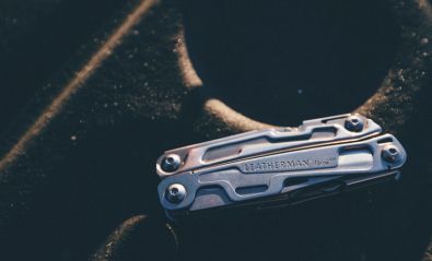 REV® (right)