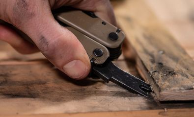 Super Tool® 300M COYOTE (right)